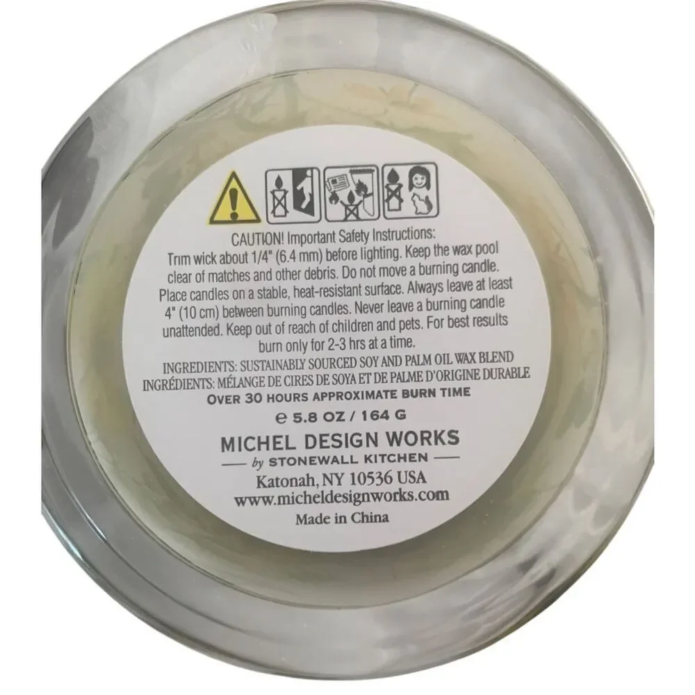 Michel Design Works Bright Daisy Cloche Soy Candle , New with Tags